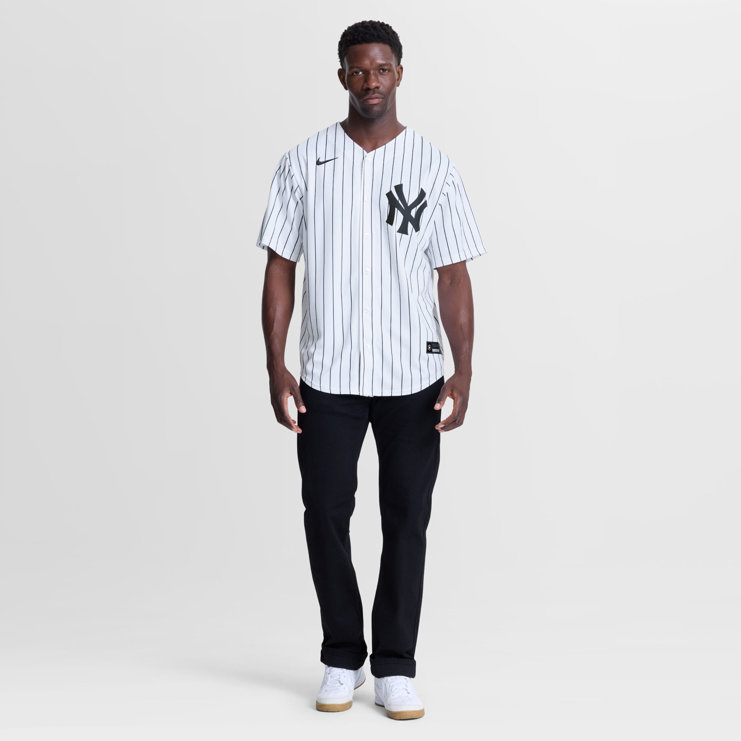 men-s-new-york-yankees-aaron-judge-nike-white-home-replica-jersey-4
