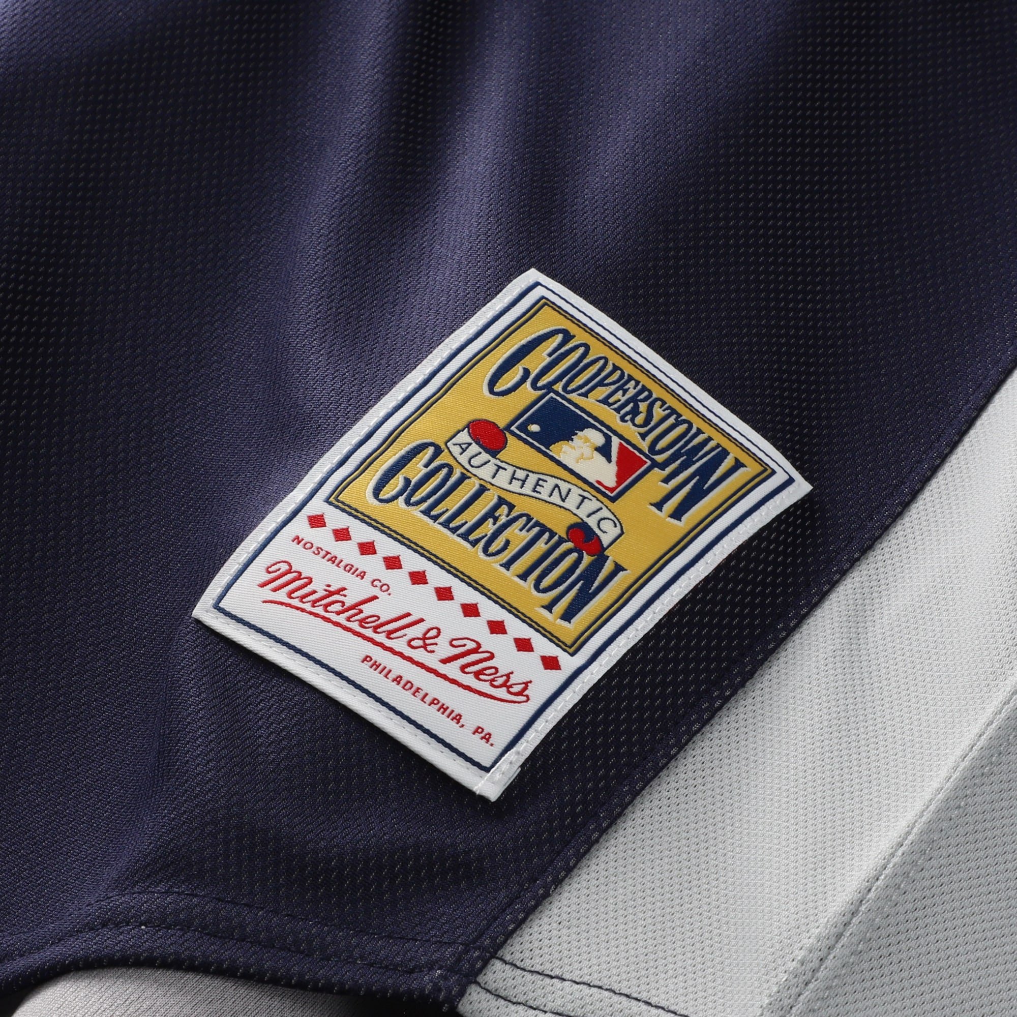men-s-new-york-yankees-derek-jeter-mitchell-ness-navy-authentic-batting-practice-7